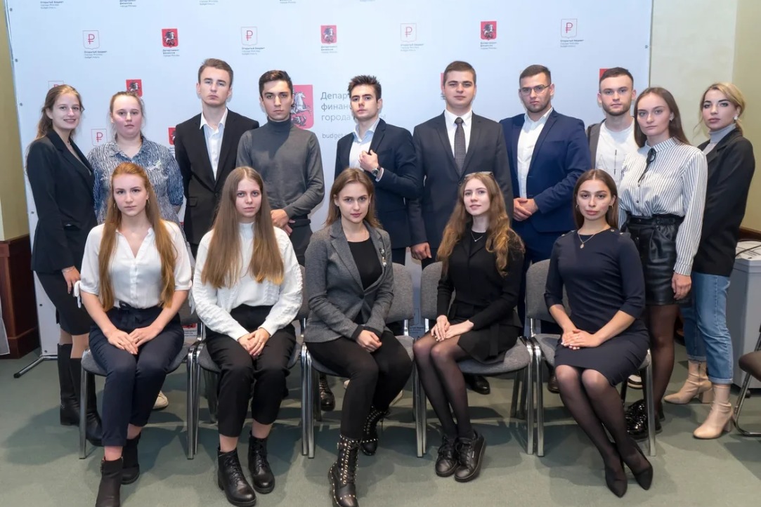 Студенты ВШЭ возглавили Молодежный общественный совет при Департаменте финансов города Москвы
